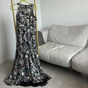 Tahari multicolor appliqué black full length gown sleeveless mesh top sz 2